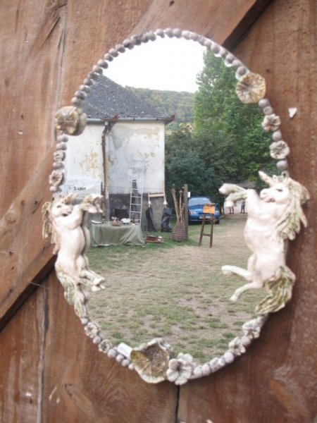 tükör egyszarvúakkal