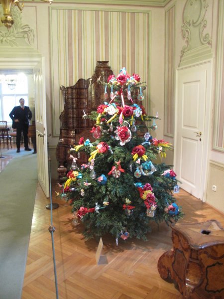 a legszínesebb fa mintha Frida Kahlo színes mexikói világát idézné