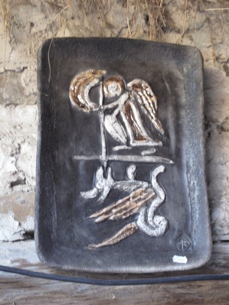 Sárkányölő Szent Gyögy - raku falikerámia az Artchaika Egyesülettől